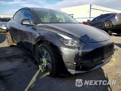 Czwarte zdjęcie samochodu z boku: 2025 TESLA MODEL Y VIN:7SAYGAEE8SF236184 - miniatura