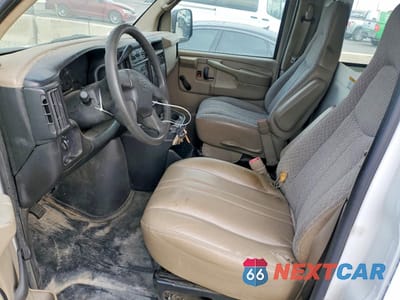 Zdjęcie 7 z 13 samochodu: 2005 CHEVROLET EXPRESS 2500 DELIVERY VAN VIN:1GCGG25U551165478 - miniatura