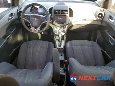 Zdjęcie 8 z 11 samochodu: 2014 CHEVROLET SONIC LT VIN:1G1JC5SH5E4207746 - miniatura
