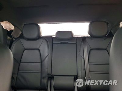 Zdjęcie 10 z 12 samochodu: 2022 PORSCHE CAYENNE E HYBRID COUPE VIN:WP1BE2AY8NDA51058 - miniatura