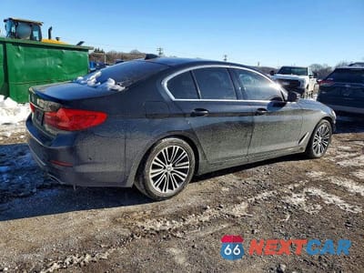 Trzecie zdjęcie samochodu z tyłu: 2019 BMW 540 XI VIN:WBAJE7C50KG893025 - miniatura