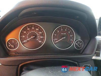 Zdjęcie 9 z 12 samochodu: 2016 BMW 328 4D SEDAN 328I XDRIVE SPORT VIN:WBA8E3C53GK504907 - miniatura