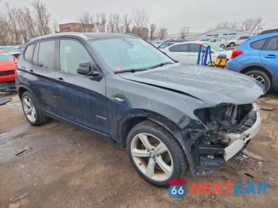 Czwarte zdjęcie samochodu z boku: 2017 BMW X3 XDRIVE28I VIN:5UXWX9C58H0T00218 - miniatura