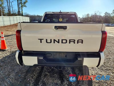 Zdjęcie 6 z 12 samochodu: 2022 TOYOTA TUNDRA CREWMAX SR VIN:5TFLA5AB2NX017288 - miniatura
