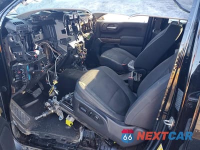 Zdjęcie 7 z 11 samochodu: 2019 CHEVROLET SILVERADO K1500 RST VIN:1GCRYEED0KZ394672 - miniatura