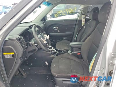 Zdjęcie 7 z 12 samochodu: 2017 KIA SOUL BASE VIN:KNDJN2A27H7435196 - miniatura