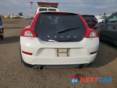 Zdjęcie 6 z 12 samochodu: 2013 VOLVO C30 T5 VIN:YV1672MK3D2309706 - miniatura