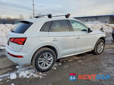 Trzecie zdjęcie samochodu z tyłu: 2020 AUDI Q5 PREMIUM VIN:WA1ANAFY0L2113507 - miniatura