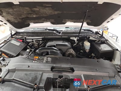 Zdjęcie 12 z 14 samochodu: 2013 CHEVROLET SUBURBAN K1500 LT VIN:1GNSKJE73DR123878 - miniatura