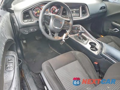 Zdjęcie 8 z 11 samochodu: 2021 DODGE CHALLENGER SXT VIN:2C3CDZAG7MH641587 - miniatura