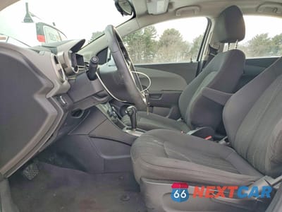 Zdjęcie 7 z 13 samochodu: 2014 CHEVROLET SONIC LT VIN:1G1JC5SH3E4217806 - miniatura