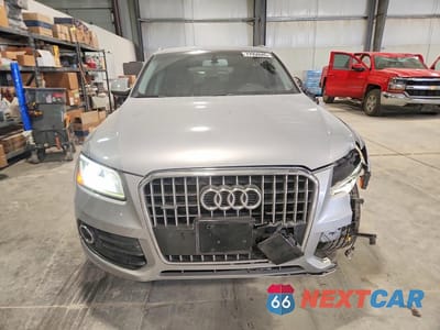 Piąte zdjęcie samochodu w środku: 2016 AUDI Q5 PREMIUM PLUS VIN:WA1L2AFP1GA066573 - miniatura