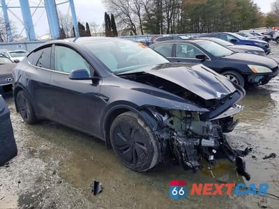 Czwarte zdjęcie samochodu z boku: 2026 TESLA MODEL Y VIN:7SAYGDEE6TA389839 - miniatura
