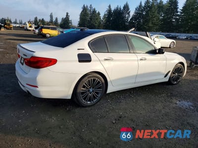 Trzecie zdjęcie samochodu z tyłu: 2018 BMW 530XE VIN:WBAJB1C58JB084616 - miniatura
