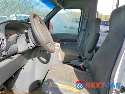 Zdjęcie 7 z 13 samochodu: 2005 FORD E350 SHUTTLE BUS VIN:1FDWE35L85HA30464 - miniatura