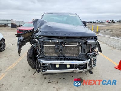 Piąte zdjęcie samochodu w środku: 2022 FORD F250 SUPER DUTY VIN:1FT8W2BT5NEC31958 - miniatura