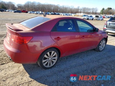 Trzecie zdjęcie samochodu z tyłu: 2013 KIA FORTE SX VIN:KNAFW4A35D5685689 - miniatura