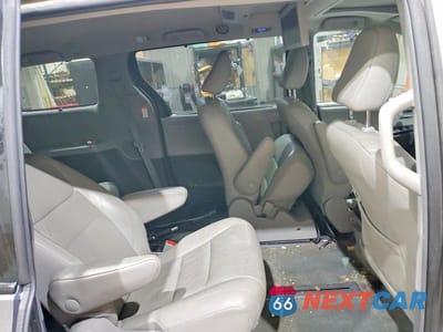 Zdjęcie 11 z 12 samochodu: 2019 TOYOTA SIENNA XLE PREMIUM 7-PASSENGER VIN:5TDDZ3DC4KS211473 - miniatura