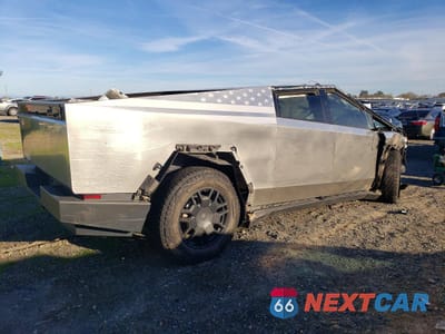 Trzecie zdjęcie samochodu z tyłu: 2024 TESLA CYBERTRUCK VIN:7G2CEHED4RA055388 - miniatura