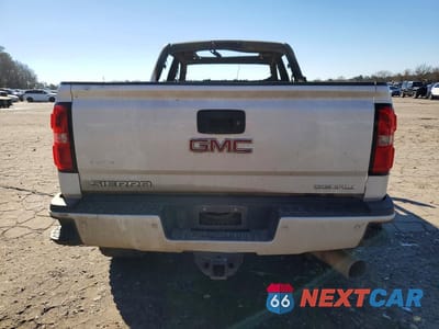 Zdjęcie 6 z 11 samochodu: 2019 GMC SIERRA K2500 DENALI VIN:1GT12SEY8KF155663 - miniatura