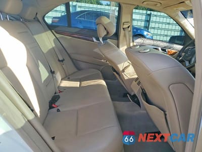 Zdjęcie 10 z 11 samochodu: 2012 MERCEDES-BENZ C 250 VIN:WDDGF4HB7CR211745 - miniatura