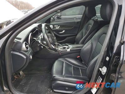 Zdjęcie 7 z 12 samochodu: 2016 MERCEDES-BENZ C 300 4MATIC VIN:55SWF4KB2GU137675 - miniatura