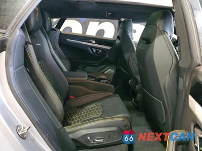 Zdjęcie 11 z 12 samochodu: 2021 LAMBORGHINI URUS VIN:ZPBUA1ZL7MLA15626 - miniatura