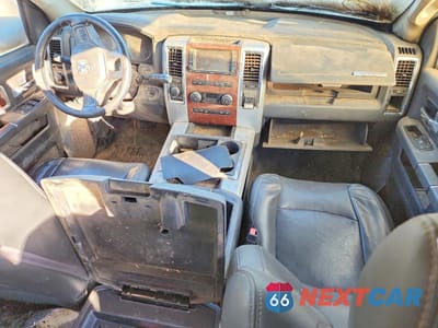 Zdjęcie 8 z 12 samochodu: 2012 DODGE RAM 3500 LARAMIE VIN:3C63DRJL7CG202274 - miniatura