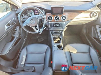 Zdjęcie 8 z 12 samochodu: 2015 MERCEDES-BENZ GLA 250 VIN:WDCTG4EB0FJ126298 - miniatura