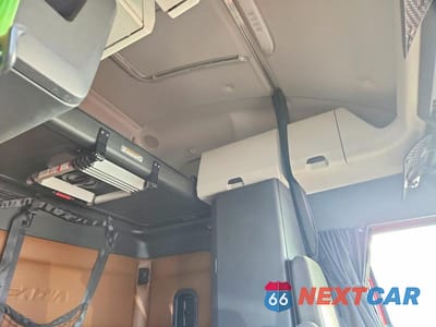 Zdjęcie 6 z 10 samochodu: 2021 FREIGHTLINER CASCADIA 126 SEMI TRUCK VIN:3AKJHHDR9MSMG7953 - miniatura