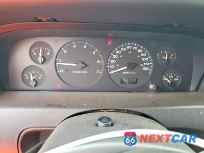 Zdjęcie 9 z 13 samochodu: 2002 JEEP GRAND CHEROKEE LAREDO VIN:1J4GX48SX2C152600 - miniatura