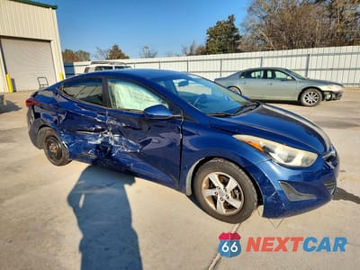 Czwarte zdjęcie samochodu z boku: 2015 HYUNDAI ELANTRA SE VIN:5NPDH4AE9FH649092 - miniatura