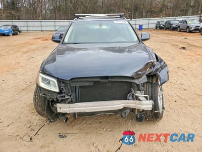 Piąte zdjęcie samochodu w środku: 2017 AUDI Q5 PREMIUM VIN:WA1C2AFP7HA075246 - miniatura