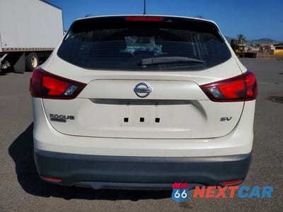 Zdjęcie 6 z 13 samochodu: 2017 NISSAN ROGUE SPORT S VIN:JN1BJ1CP3HW013129 - miniatura