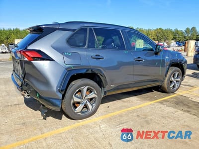Trzecie zdjęcie samochodu z tyłu: 2023 TOYOTA RAV4 PRIME SE VIN:JTMCB3FVXPD145044 - miniatura