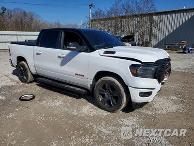 Czwarte zdjęcie samochodu z boku: 2021 RAM 1500 BIG HORN/LONE STAR VIN:1C6SRFFT5MN576671 - miniatura