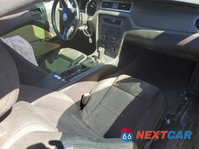 Zdjęcie 8 z 12 samochodu: 2014 FORD MUSTANG GT VIN:1ZVBP8CF7E5315470 - miniatura