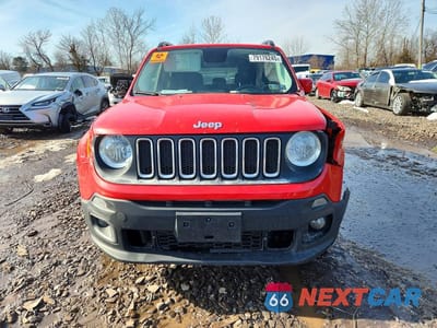 Piąte zdjęcie samochodu w środku: 2017 JEEP RENEGADE LATITUDE VIN:ZACCJBBB2HPG48966 - miniatura