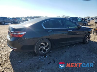 Trzecie zdjęcie samochodu z tyłu: 2017 HONDA ACCORD LX VIN:1HGCR2F3XHA226733 - miniatura