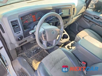 Zdjęcie 8 z 12 samochodu: 2020 NISSAN NV 2500 UTILITY / SERVICE VAN VIN:1N6AF0LY2LN802381 - miniatura