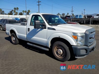 Czwarte zdjęcie samochodu z boku: 2013 FORD F250 SUPER DUTY VIN:1FTBF2A63DEB82095 - miniatura
