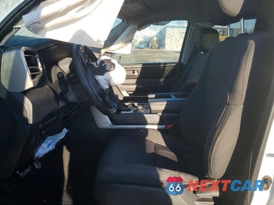 Zdjęcie 7 z 11 samochodu: 2024 TOYOTA TUNDRA SR5 VIN:5TFLA5DA4RX184535 - miniatura