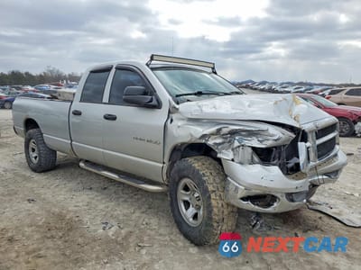 Czwarte zdjęcie samochodu z boku: 2004 DODGE RAM 1500 ST VIN:1D7HU18D74J255156 - miniatura