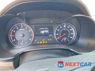Zdjęcie 9 z 12 samochodu: 2023 KIA FORTE LXS VIN:3KPF24AD6PE581051 - miniatura