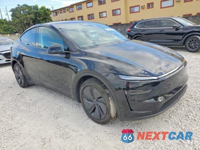 Czwarte zdjęcie samochodu z boku: 2026 TESLA MODEL Y VIN:7SAYGDEE0TA473655 - miniatura