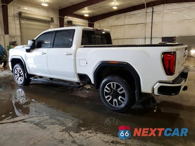 Drugie zdjęcie samochodu z przodu: 2020 GMC SIERRA K2500 AT4 VIN:1GT49PEY5LF174582 - miniatura