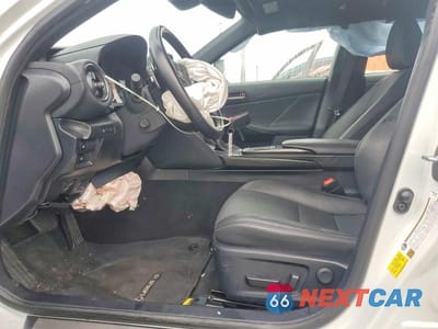 Zdjęcie 7 z 11 samochodu: 2023 LEXUS IS 300 BASE VIN:JTHDA1D25P5128570 - miniatura