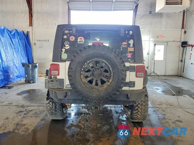 Zdjęcie 6 z 12 samochodu: 2015 JEEP WRANGLER UNLIMITED RUBICON VIN:1C4BJWFG2FL504022 - miniatura