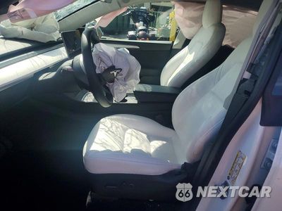 Zdjęcie 7 z 12 samochodu: 2023 TESLA MODEL Y VIN:7SAYGAEE8PF662061 - miniatura