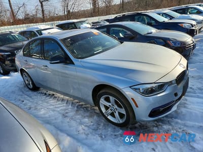 Czwarte zdjęcie samochodu z boku: 2016 BMW 328 4D SEDAN 328I XDRIVE SPORT VIN:WBA8E3C53GK504907 - miniatura